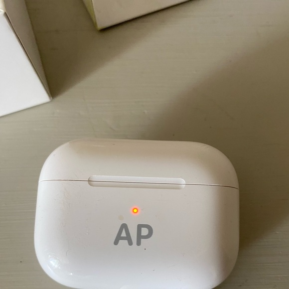 Custom AirPods Pro - Picture 3 of 10